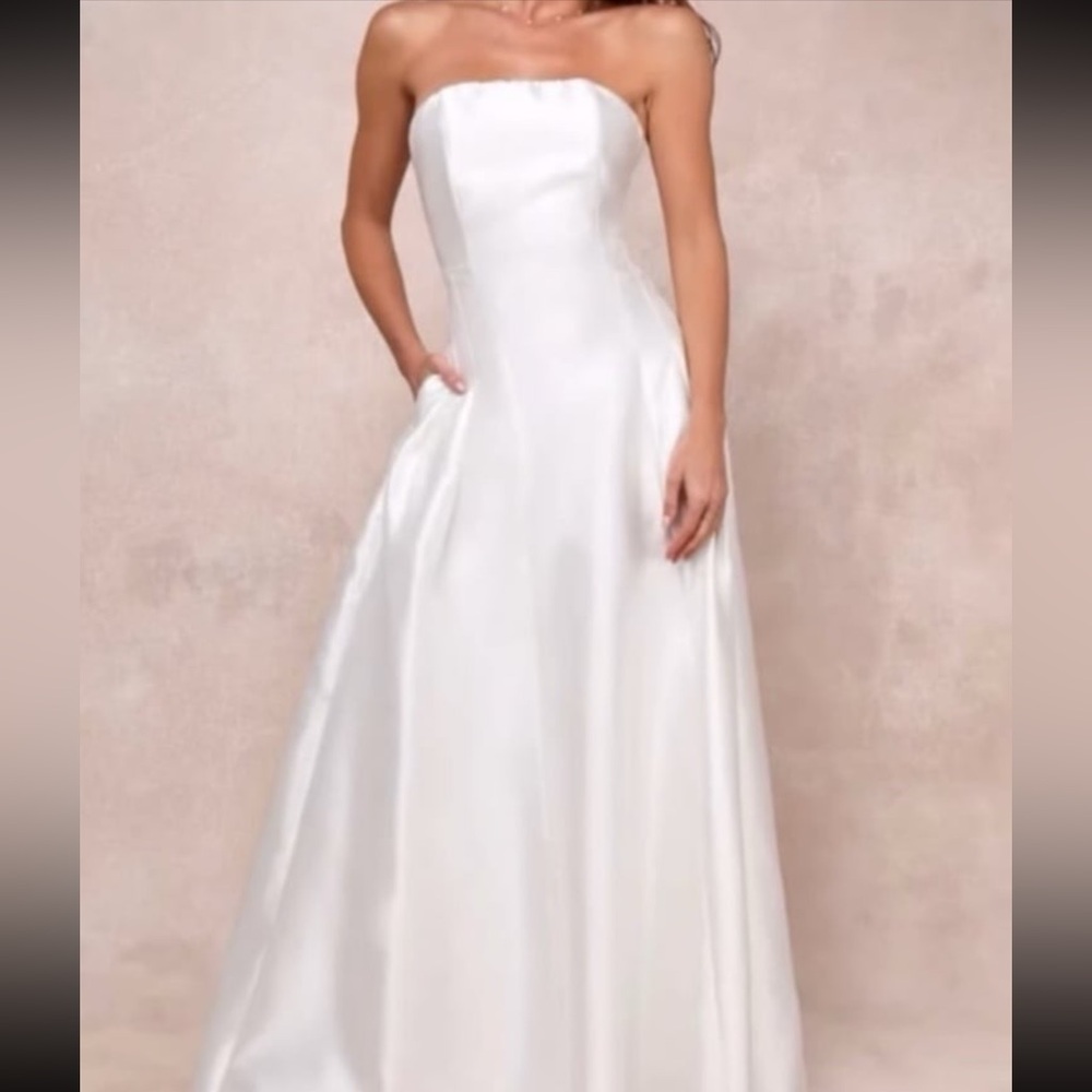 Lulu's Strapless White Wedding Gown